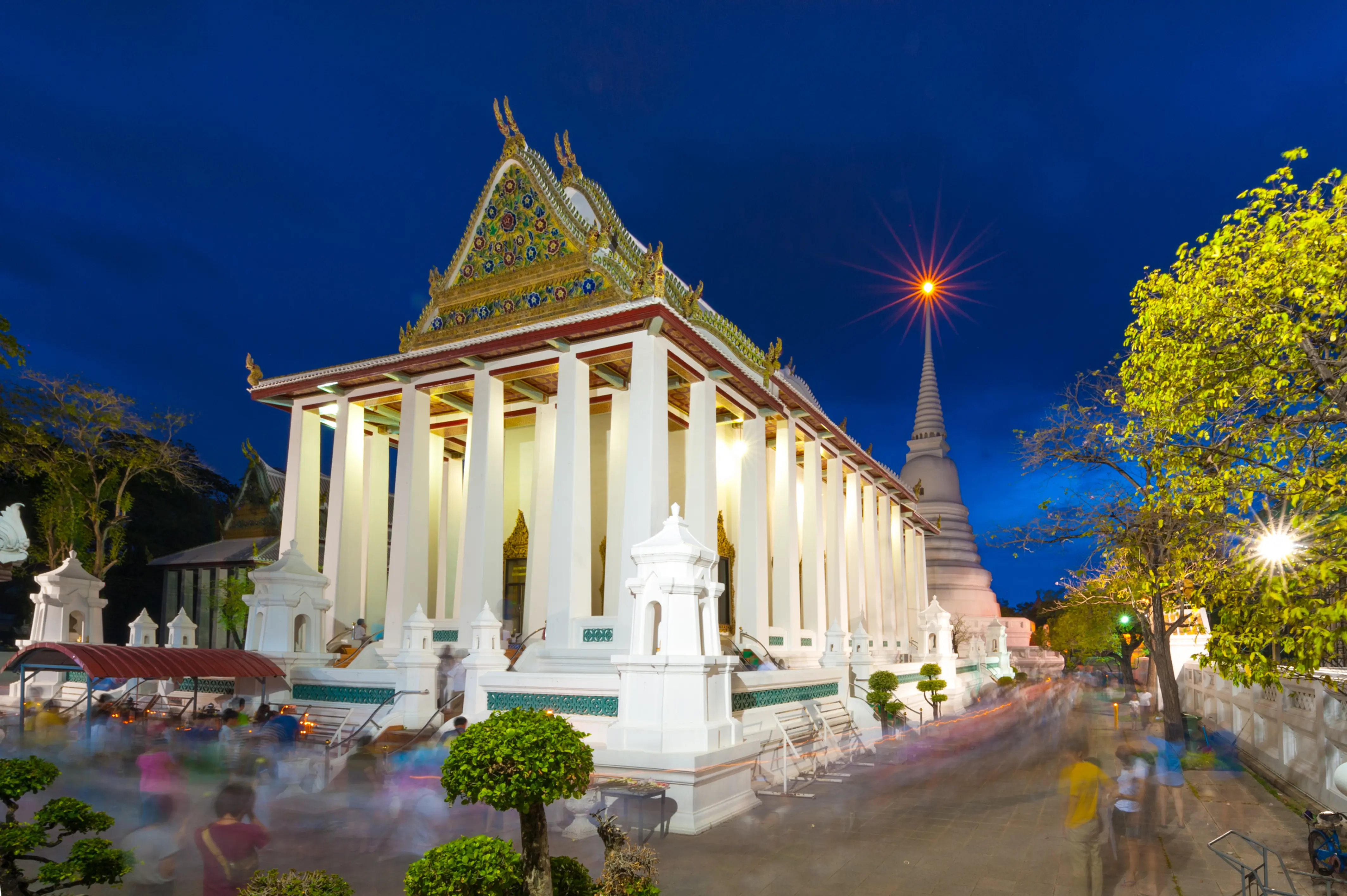 วัดเฉลิมพระเกียรติ